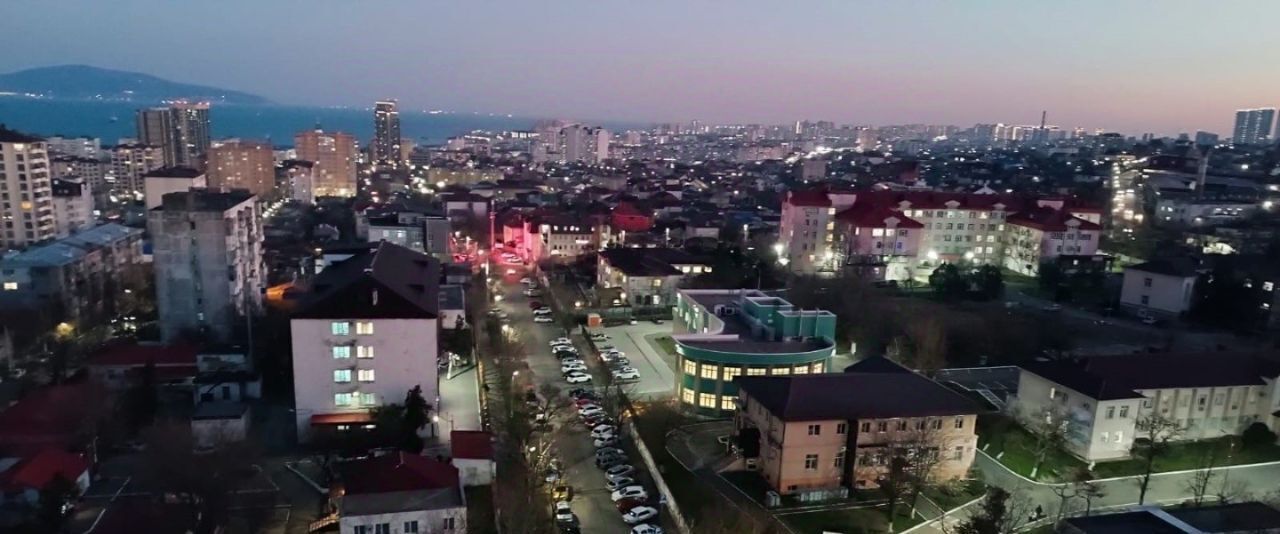 квартира г Новороссийск р-н Центральный ул Революции 1905 года 37 фото 8