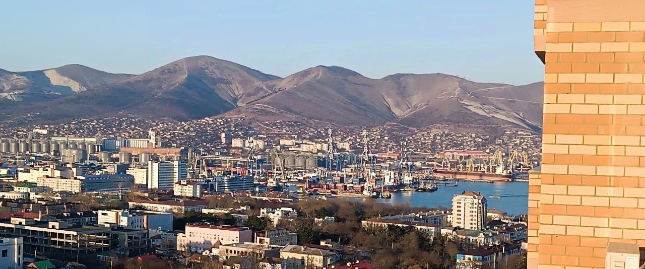 квартира г Новороссийск р-н Центральный ул Революции 1905 года 37 фото 34