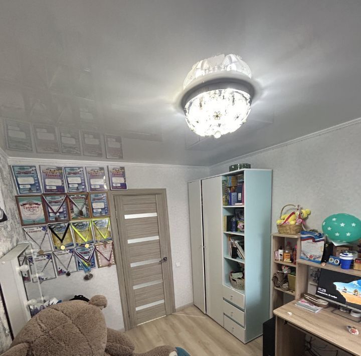 квартира г Новошахтинск пр-кт Ленина 42 фото 5