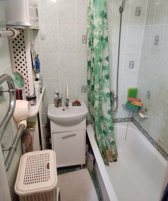 квартира г Волгодонск улица Максима Горького, 135 фото 12