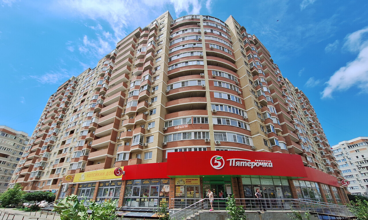 квартира г Краснодар ул Командорская 3/2 фото 1