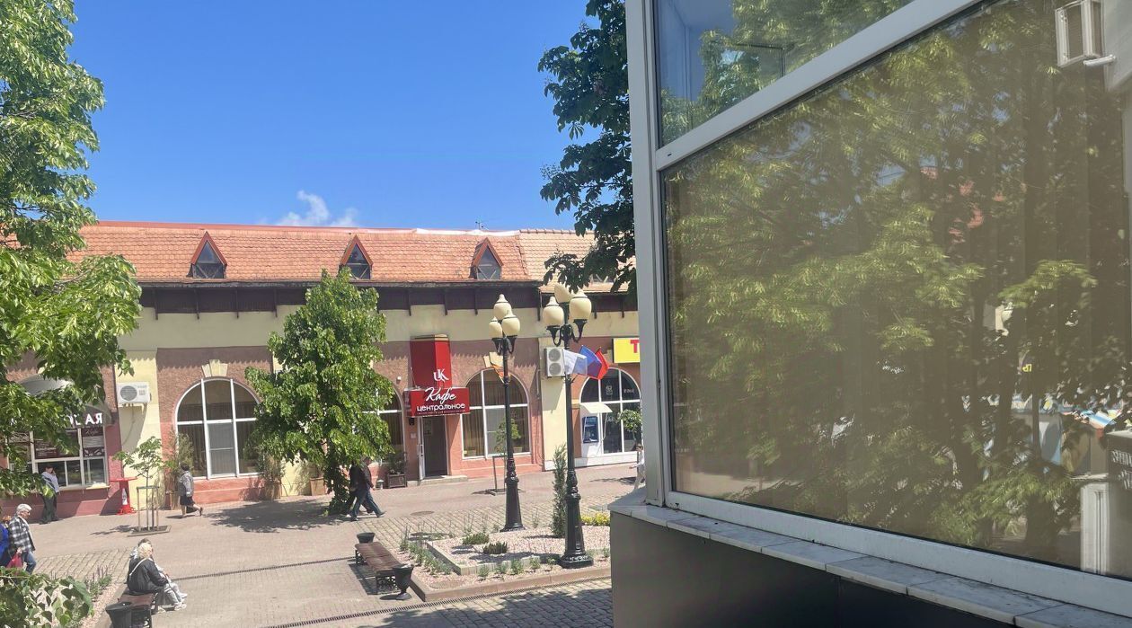 свободного назначения р-н Ейский г Ейск ул Свердлова 15/87 фото 2