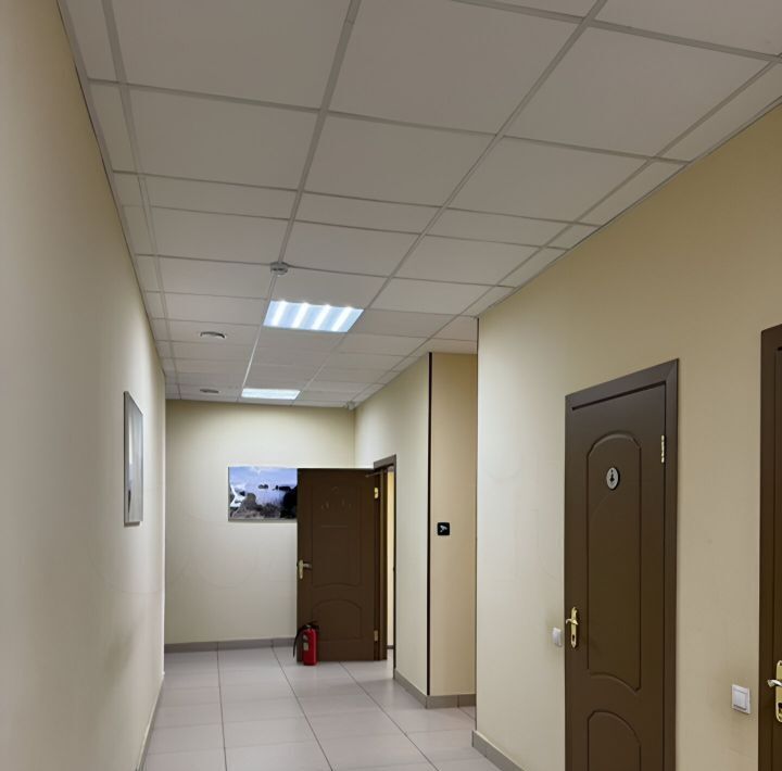 офис г Казань р-н Кировский ул Энгельса 17 фото 7