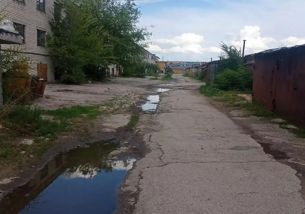 гараж г Тольятти р-н Комсомольский ул Матросова 76 фото 1