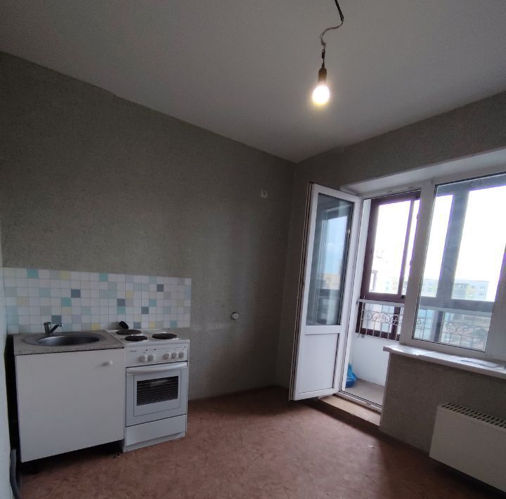 квартира г Омск р-н Центральный проезд 3-й Амурский 1к/2 фото 6