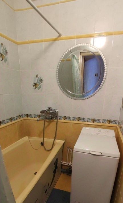 квартира г Омск р-н Кировский Солнечный ул Комкова 3 фото 9