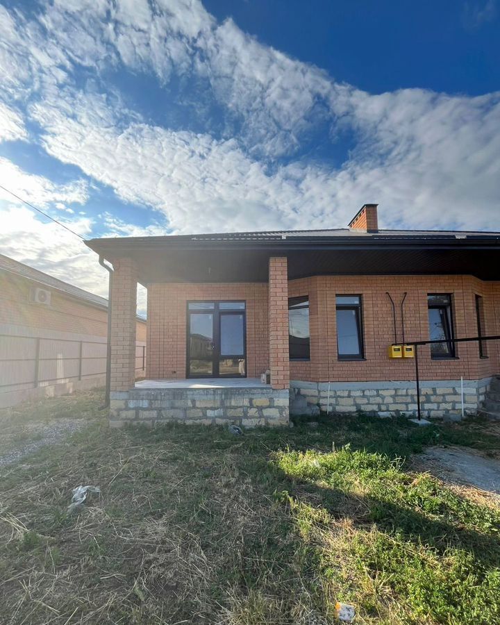 дом р-н Шпаковский г Михайловск ул Бориса Стругацкого 214/1 фото 1