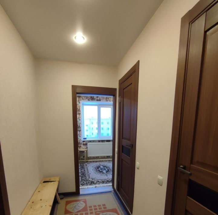 квартира г Великие Луки пр-кт Октябрьский 33к/1 фото 1
