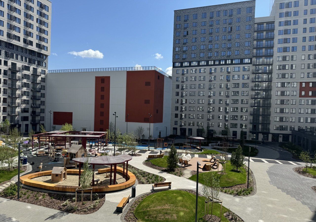квартира г Тюмень р-н Калининский ул Интернациональная 199 корп. 10 фото 1