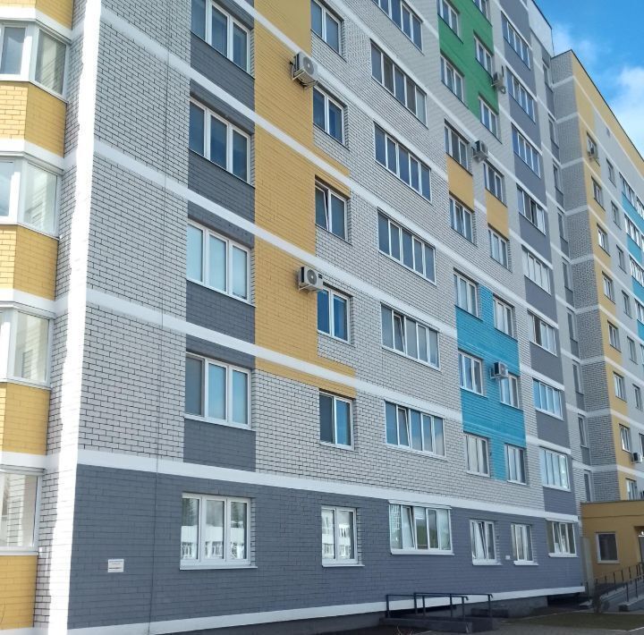 квартира г Брянск р-н Советский ул. Имени О. Н. Строкина, 6 фото 1