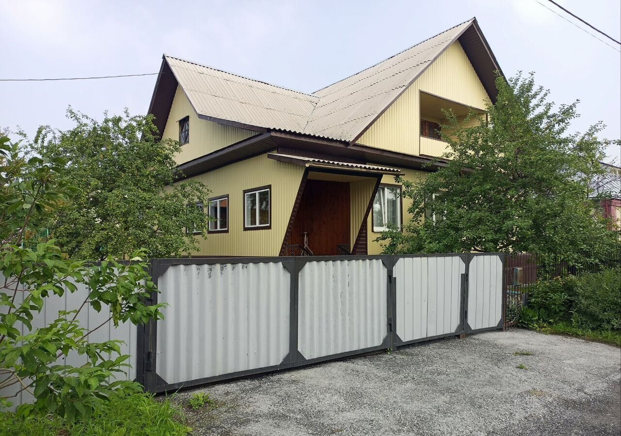 дом г Белово пгт Бачатский ул Яблоневая 26 Кемеровская обл. — Кузбасс фото 1