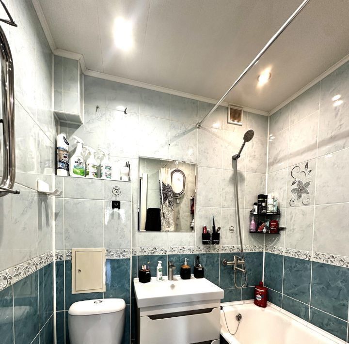 квартира г Омск р-н Центральный ул 24-я Северная 163 фото 16