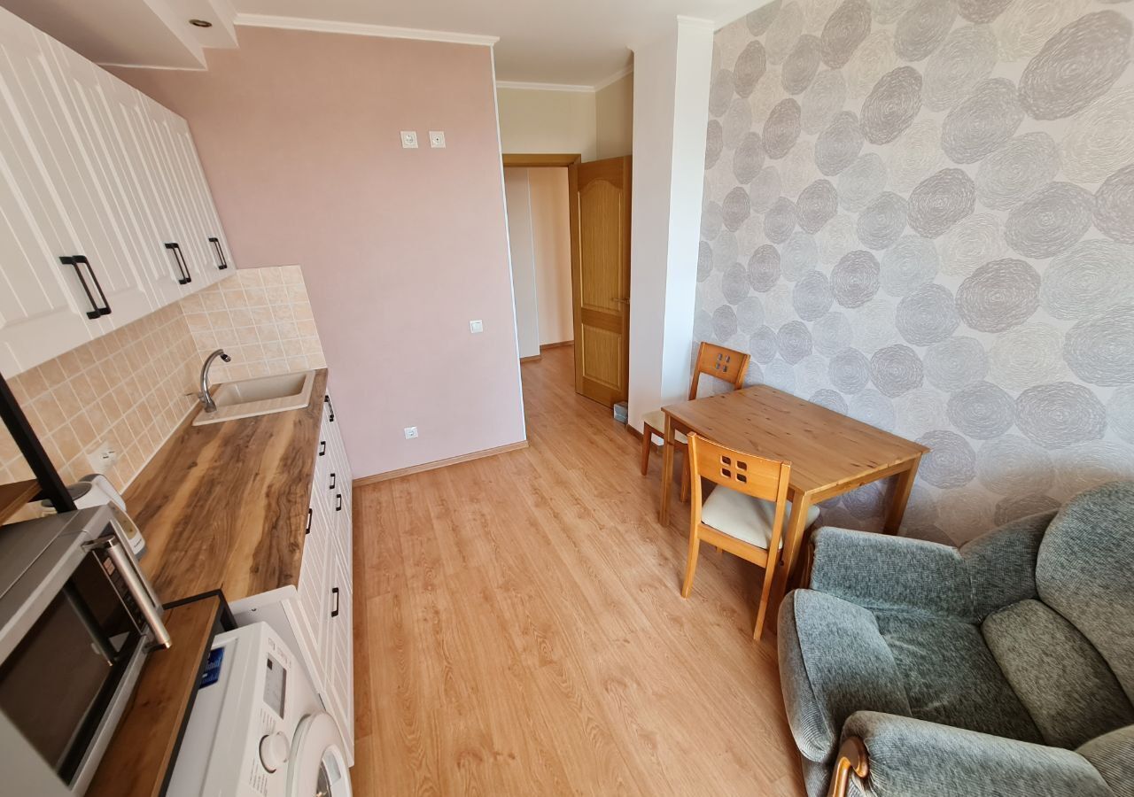 квартира г Омск р-н Кировский пр-кт Комарова 21к/1 фото 5