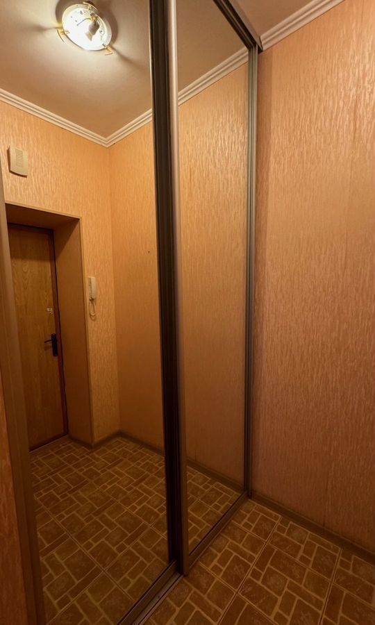 квартира г Астрахань р-н Советский ул Безжонова 82к/1 фото 2