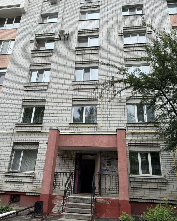 квартира г Брянск рп Радица-Крыловка Бежицкий район ул Медведева 9 фото 4