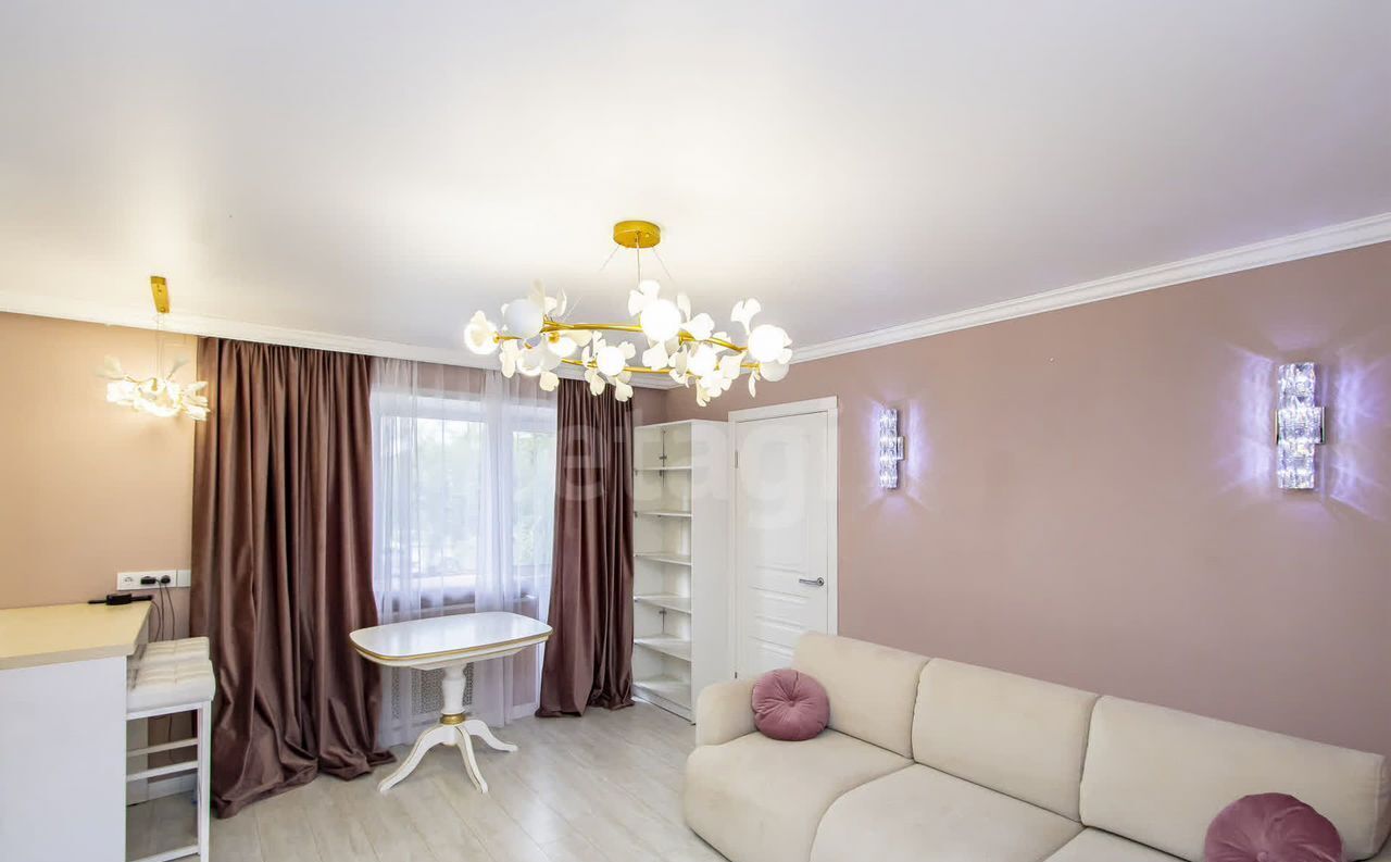 квартира г Тюмень р-н Ленинский ул Мельникайте 109 фото 2