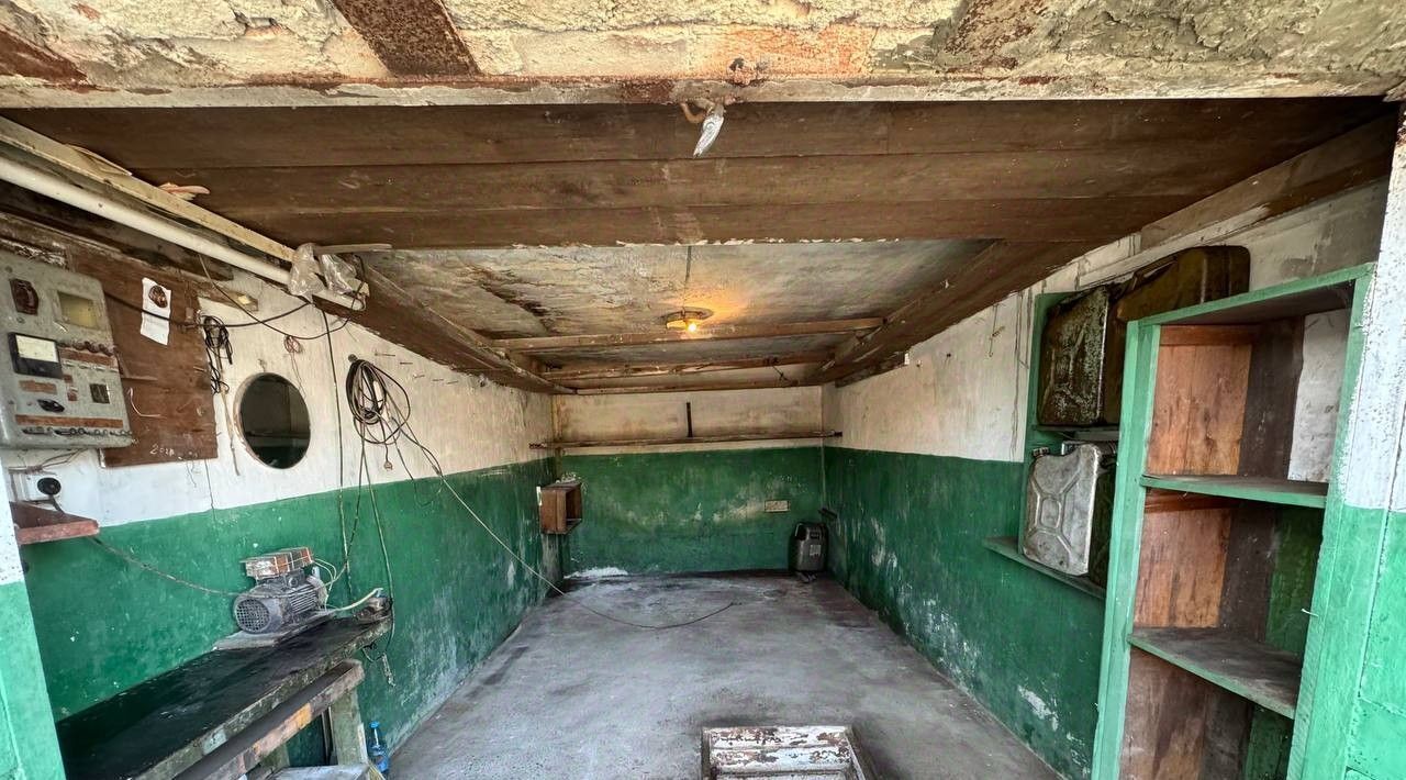 гараж г Владивосток р-н Советский пр-кт 100-летия Владивостока 153с/2 фото 6