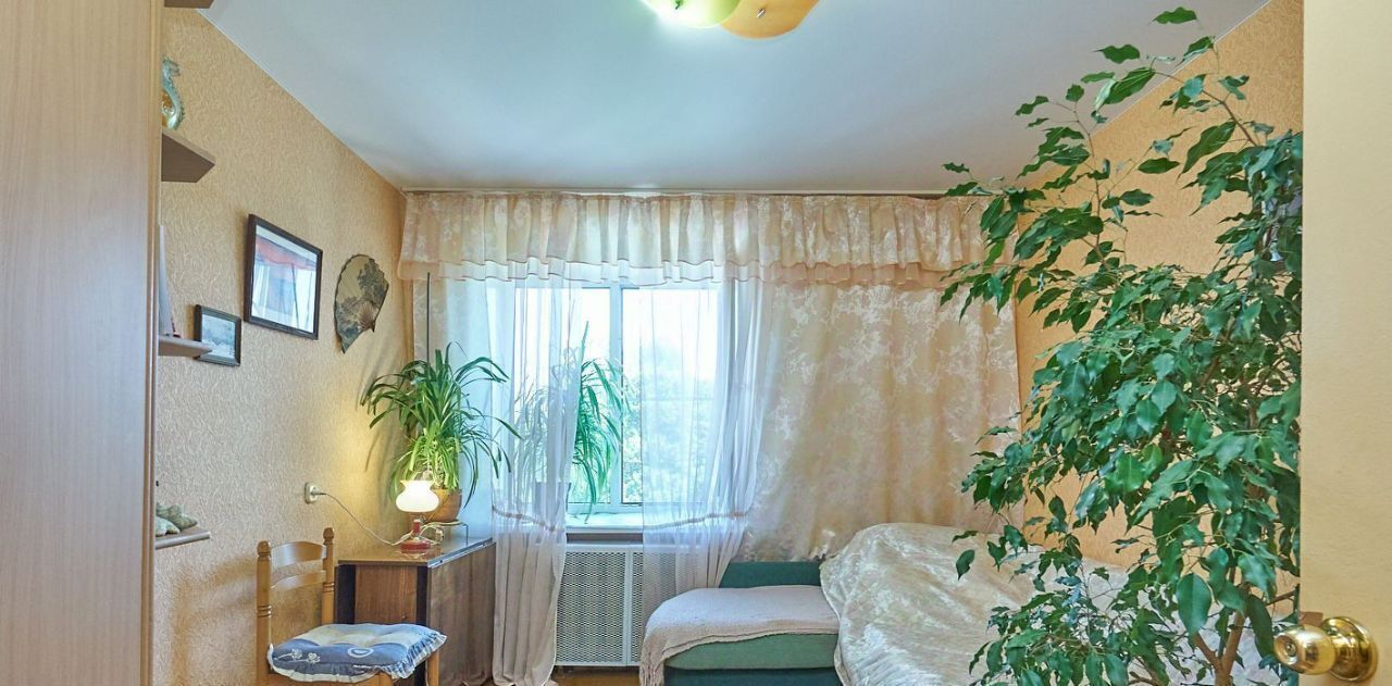 комната г Ярославль р-н Фрунзенский ул Суздальская 15к/2 фото 2