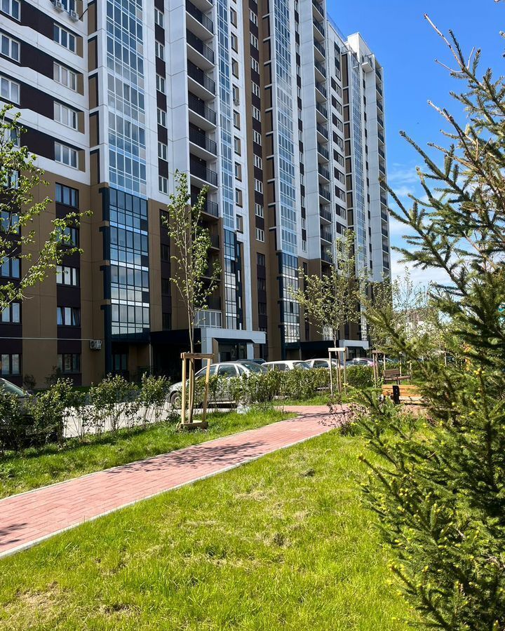 квартира г Челябинск р-н Курчатовский пр-кт Краснопольский 17 фото 1