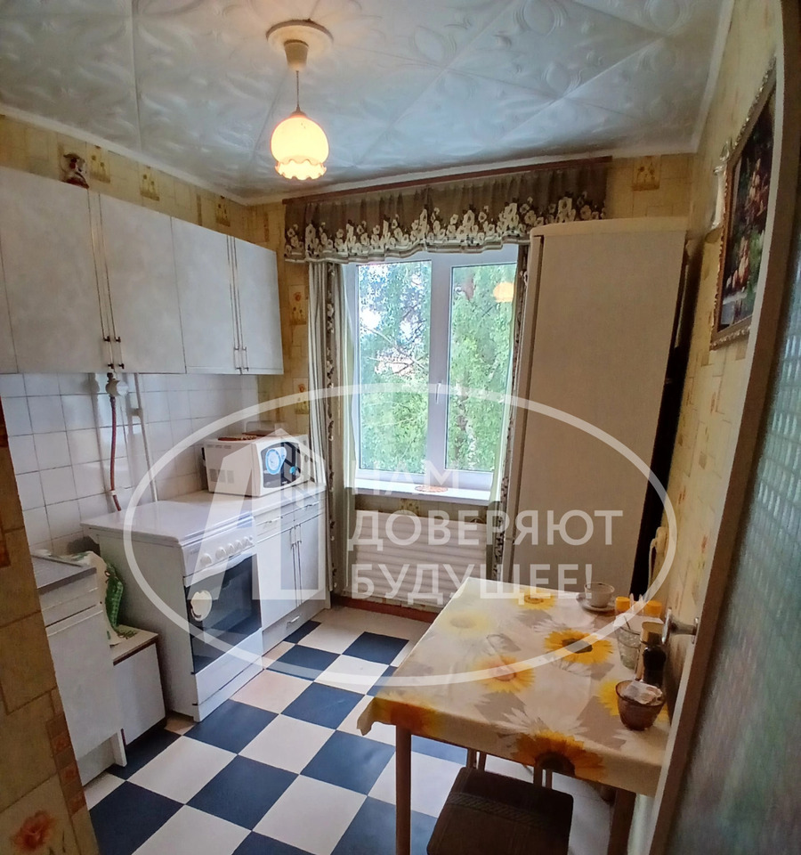 квартира г Краснокамск ул Большевистская 33в Центр м-н фото 4