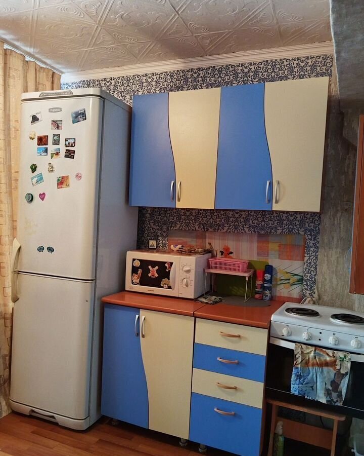 комната г Ачинск квартал № 2 кв-л Политехникума 8 фото 4