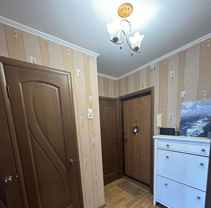 квартира г Тольятти р-н Комсомольский ул Мурысева 46 фото 5