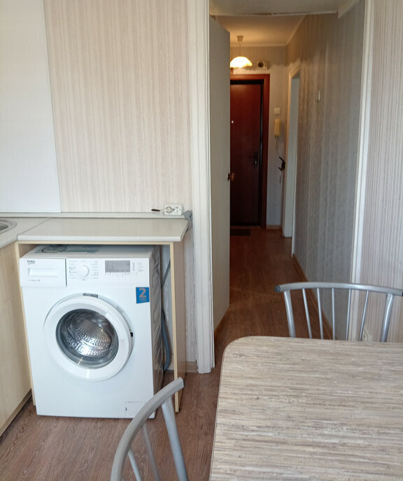 квартира г Саратов проезд Беговой 4-й 18/22 фото 9