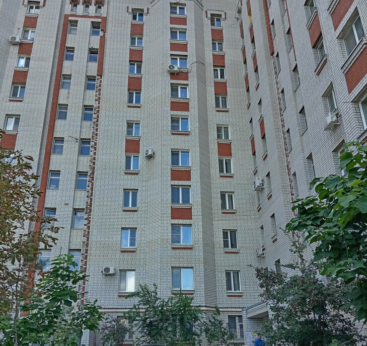 квартира г Саратов улица имени С. Р. Миротворцева, 4/8 фото 14