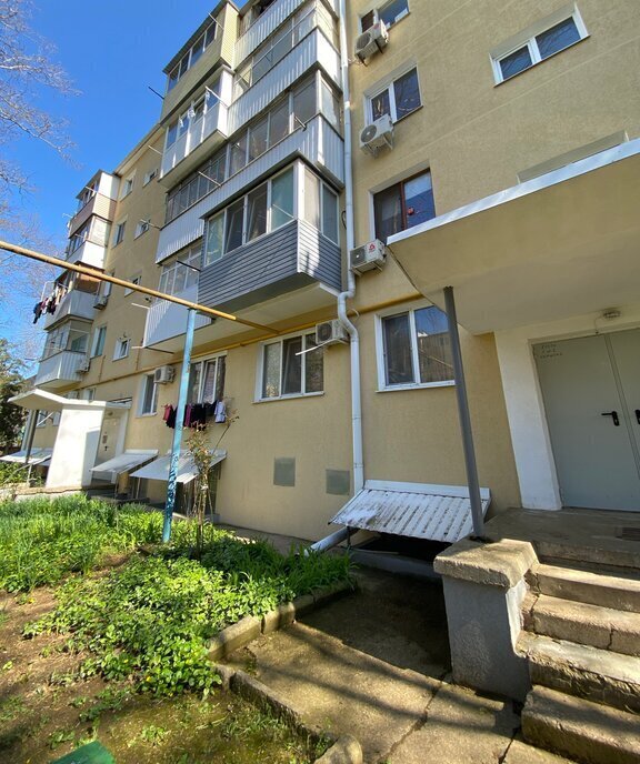 квартира г Керчь пер Юннатов 16 фото 2