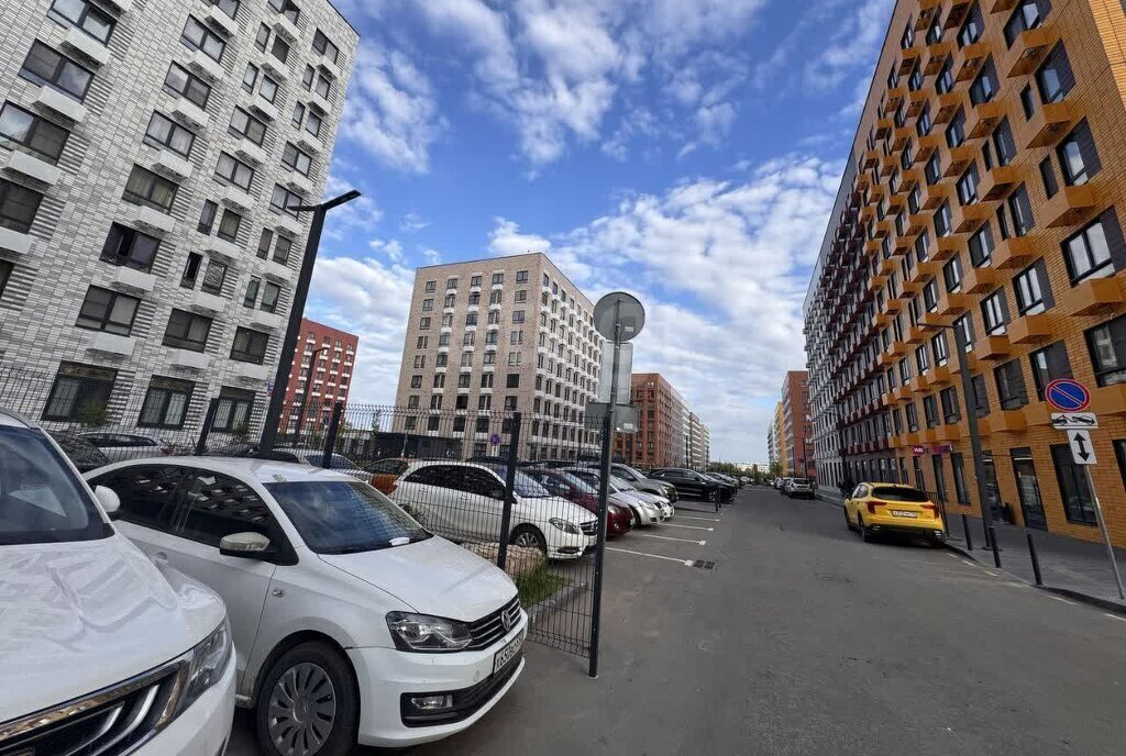 квартира г Красногорск п Ильинское-Усово ул Заповедная 13 Павшино фото 13