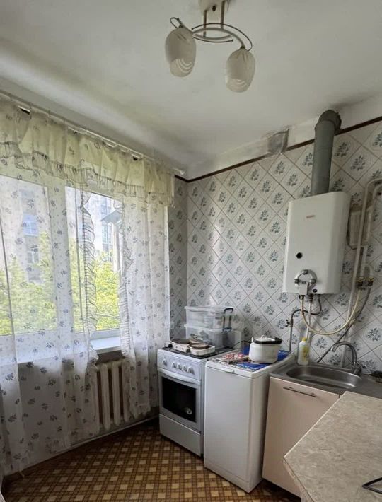 квартира г Симферополь р-н Киевский ул Тренева фото 4