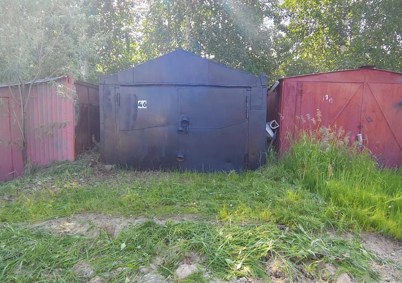 гараж г Нижневартовск ул Интернациональная 87 Тюменская обл. фото 1