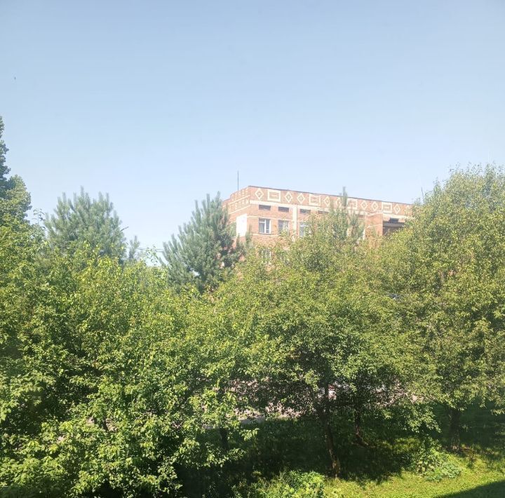 квартира г Осинники ул Революции 3 фото 16