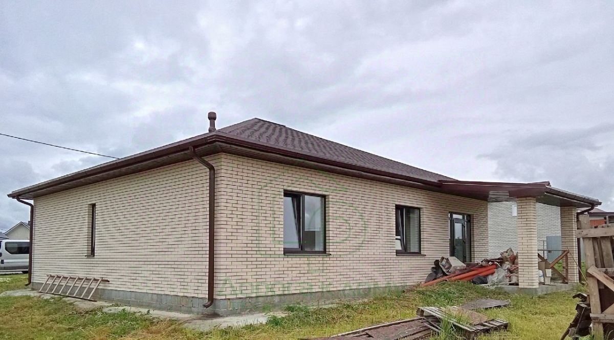 дом г Старый Оскол ул Тебекина фото 3