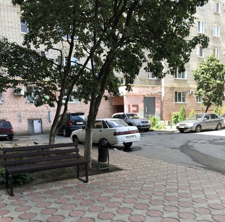 квартира г Волгоград р-н Тракторозаводский ул им. Менжинского 11а фото 8