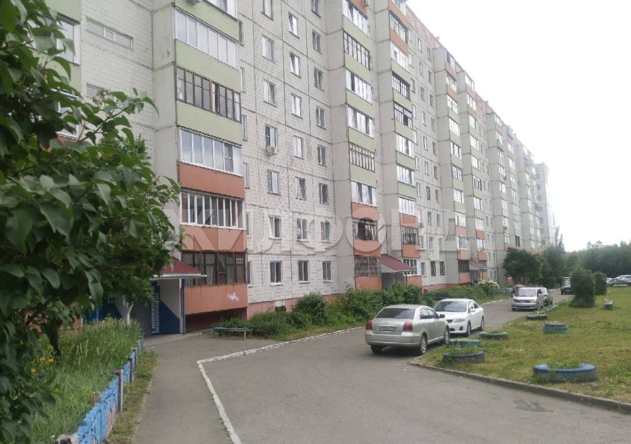 квартира г Барнаул р-н Октябрьский ул Чихачева 17 фото 26