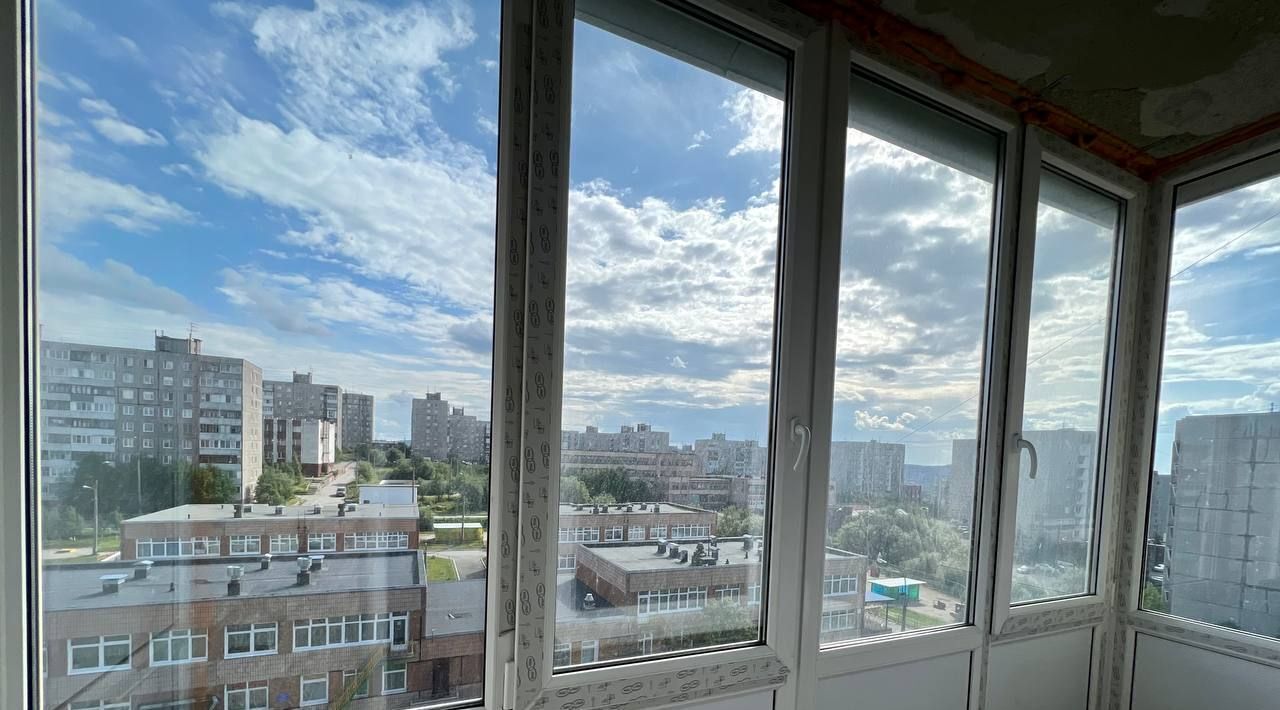 квартира г Мурманск р-н Октябрьский ул Мира 1 фото 8