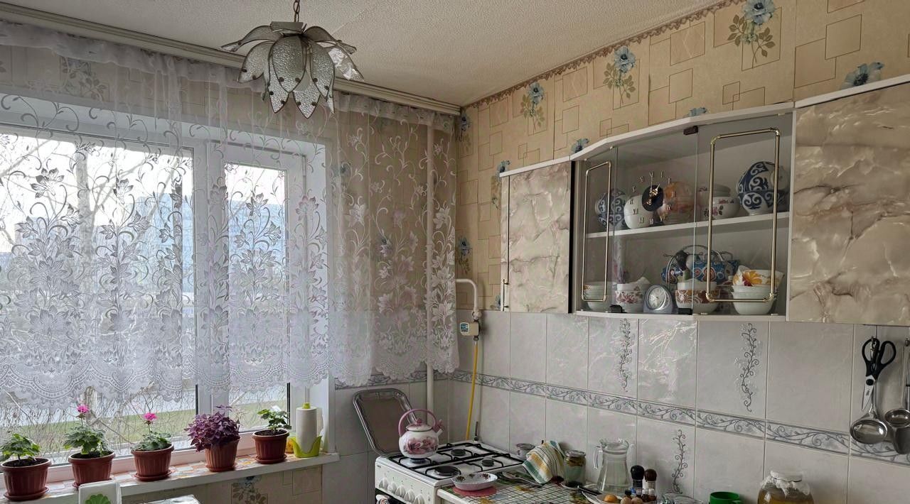 квартира р-н Нижнекамский г Нижнекамск пр-кт Мира 66/2 фото 12
