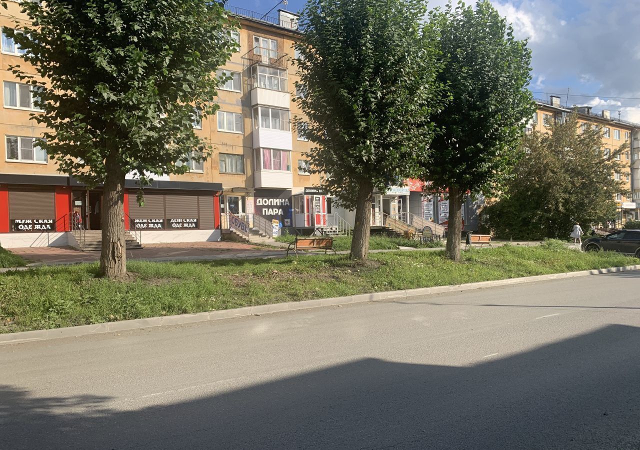 торговое помещение г Первоуральск ул Трубников 58 фото 16