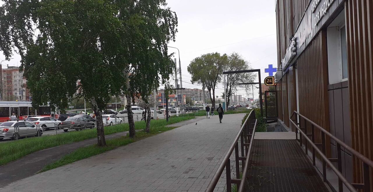 торговое помещение г Магнитогорск р-н Орджоникидзевский пр-кт Карла Маркса 198а фото 4