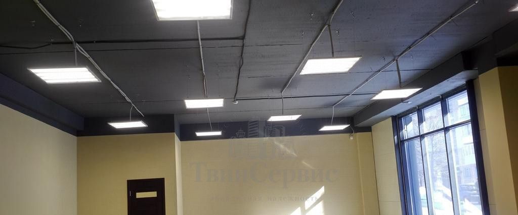 торговое помещение р-н Узловский г Узловая ул Октябрьская 2а фото 9