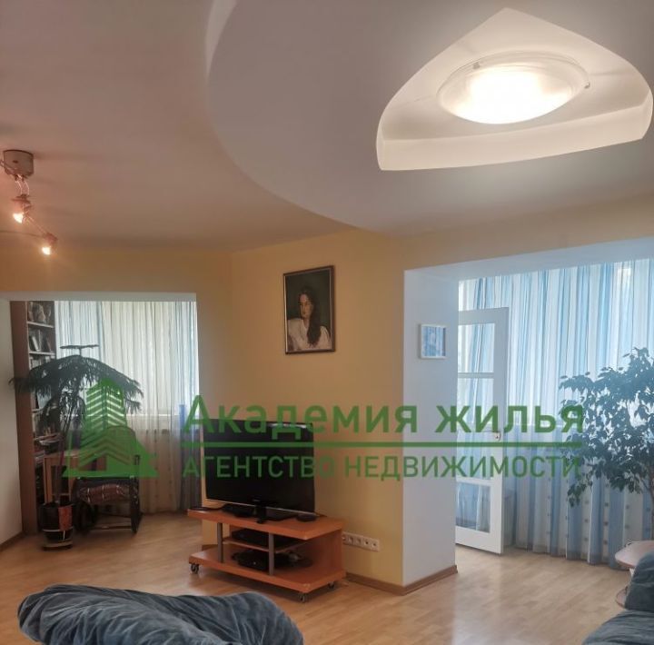 квартира г Саратов р-н Волжский ул Соколовогорская 24а фото 1