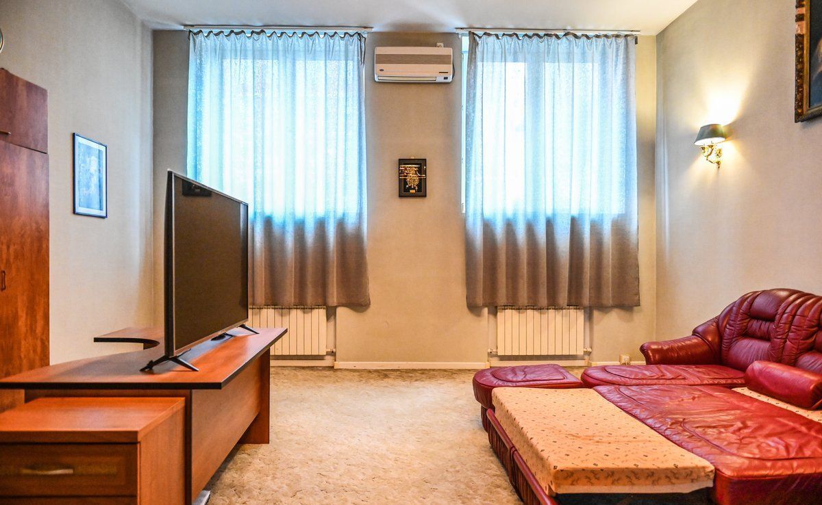 квартира г Владивосток р-н Ленинский ул Зейская 12 фото 1