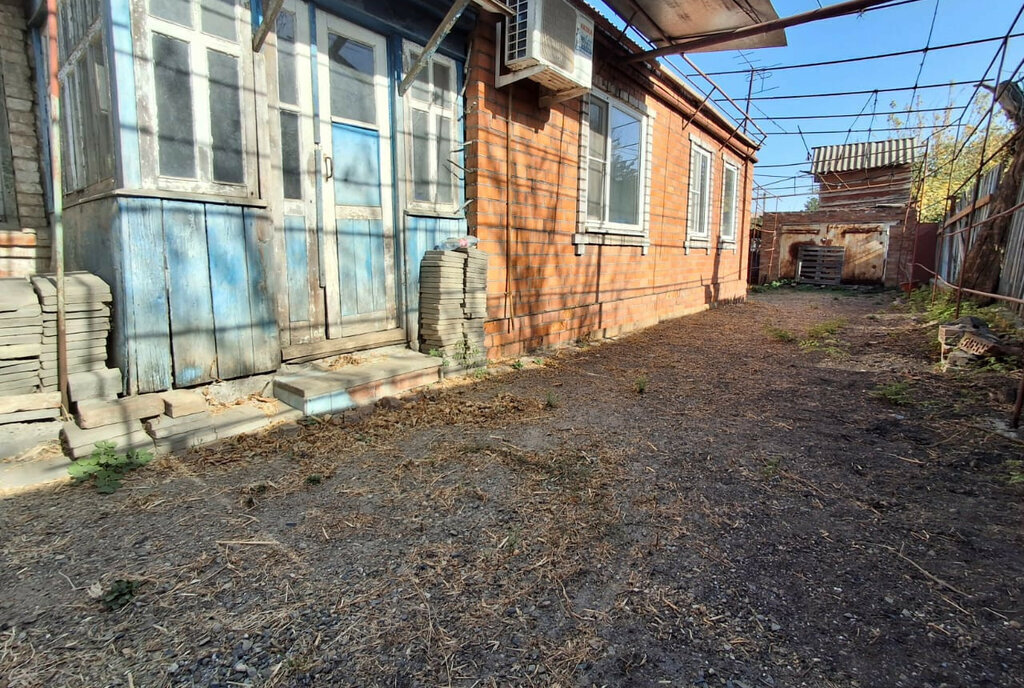 дом р-н Ейский г Ейск пер Серафимовича фото 4