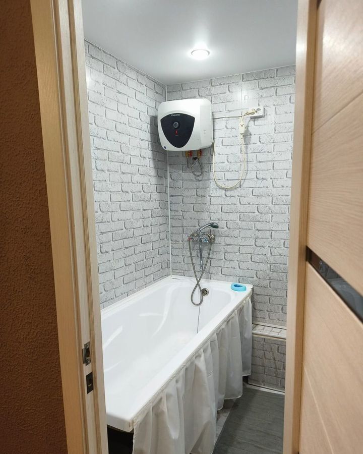 квартира г Братск ул. Кирова, 10А фото 4