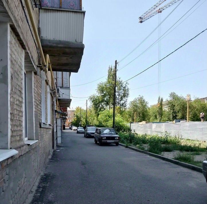 комната г Волгоград р-н Тракторозаводский ул им. Дегтярева 17 фото 4