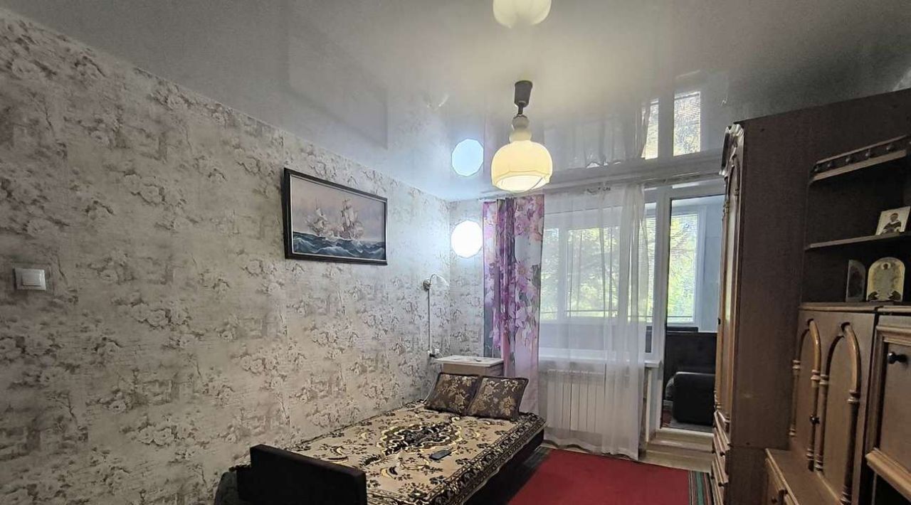 квартира г Волжский 38-й микрорайон ул С.Р. Медведева 71 фото 13