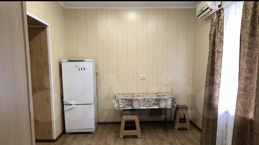 квартира г Новочеркасск ул им генерала А.И.Лебедя 5 фото 13