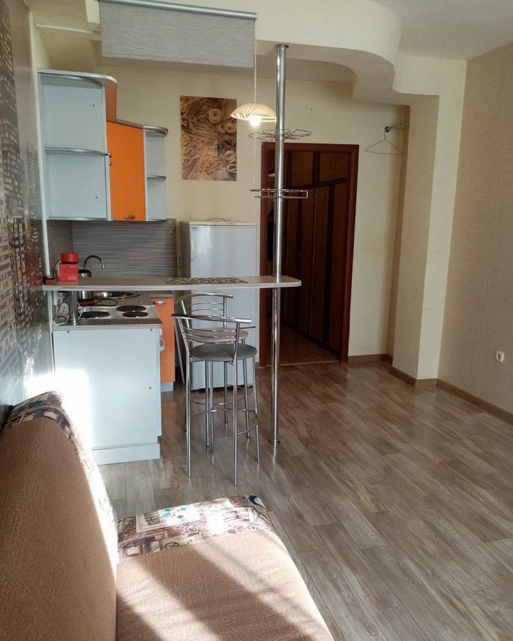 квартира г Красноярск р-н Октябрьский ул Академика Киренского 2и фото 2