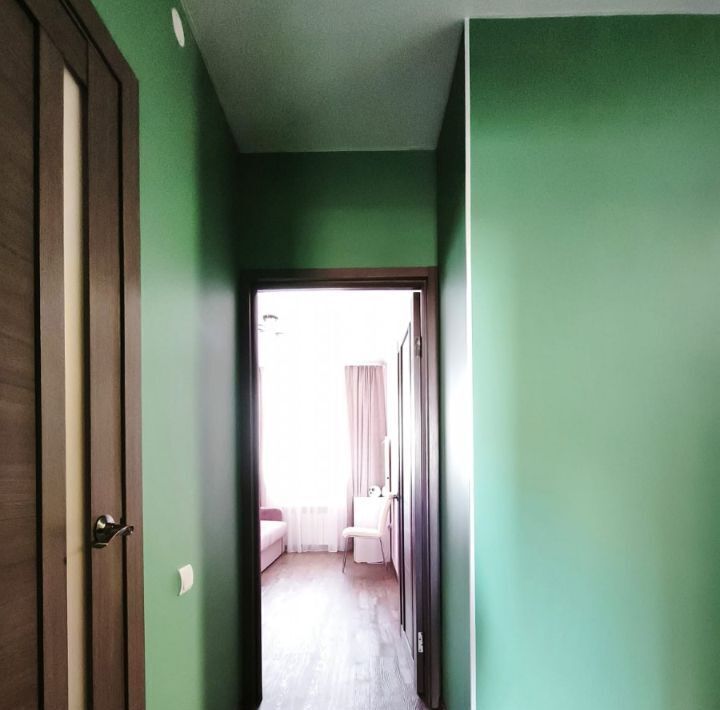 квартира г Омск р-н Кировский ул Дмитриева 17/1 фото 12